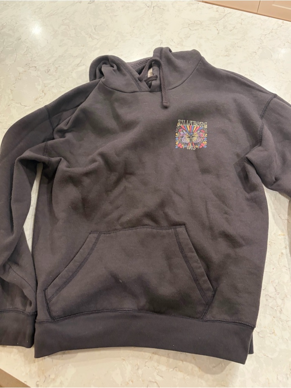 billabong black graphic pullover hoodie